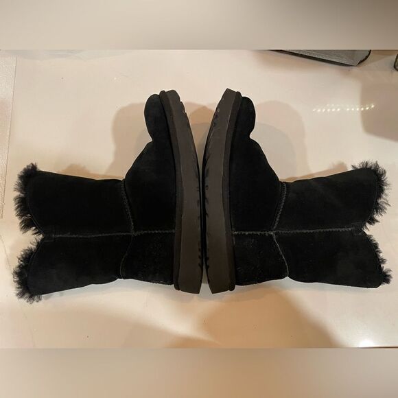 UGG BOOTS #1018629 Constantine Black - Leather Trim Shearling Lining Women's 7 - Picture 3 of 6